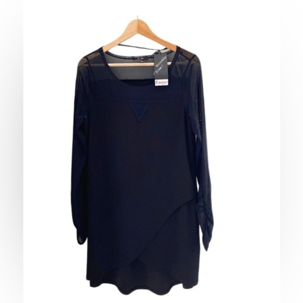 🆕 Yest Black Tunic with Long sheer Sleeves rounded neckline midi size Large